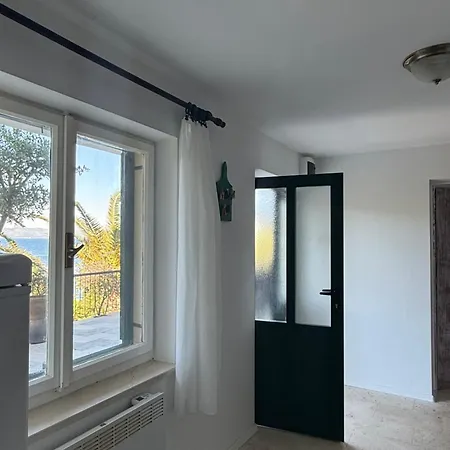 Vakantiehuis Enas Trpanj